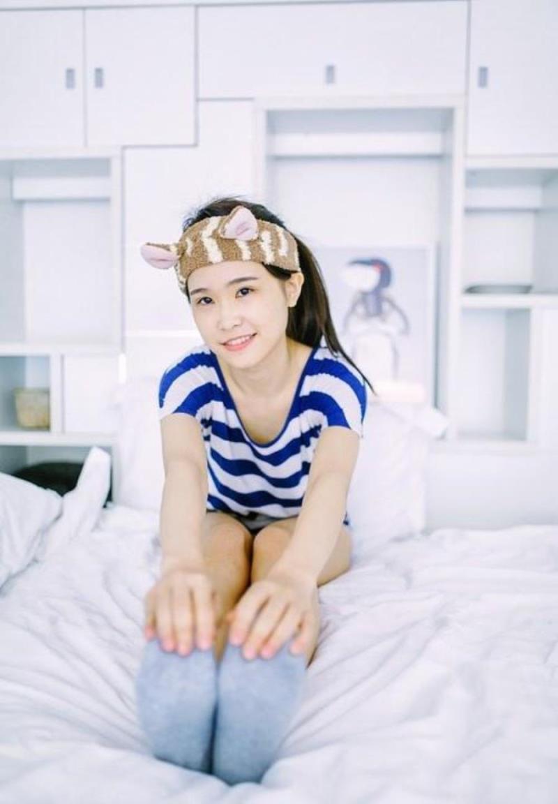 东莞屈贝妙职业舞蹈老师24岁身高163