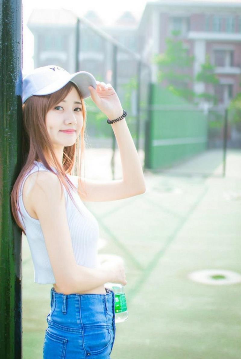 东莞滕宁芳职业招生24岁身高171 东莞滕宁芳职业招生24岁身高171