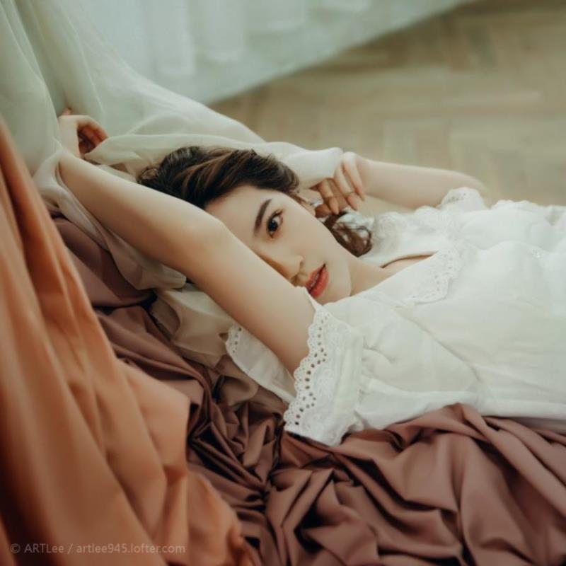 东莞缑嘉悦职业旅行网红23岁身高173