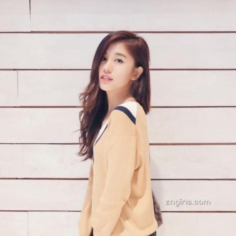 广州堂安职业在校硕士生18岁身高173