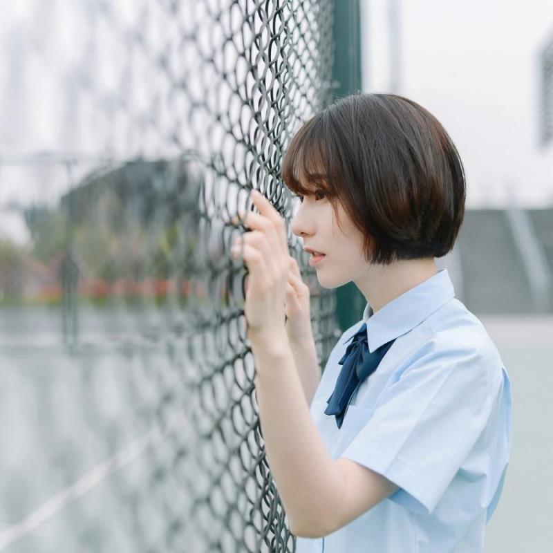 兰州麦琴敏职业大专生21岁身高158.5