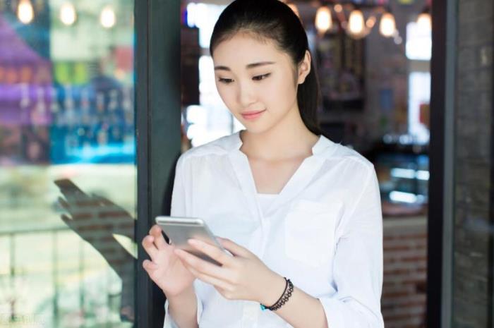 男人在爱情中遇到了慢热的女人,用这四种方法就能很快打动女孩心 男人在爱情中遇到了慢热的女人,用这四种方法就能很快打动女孩心