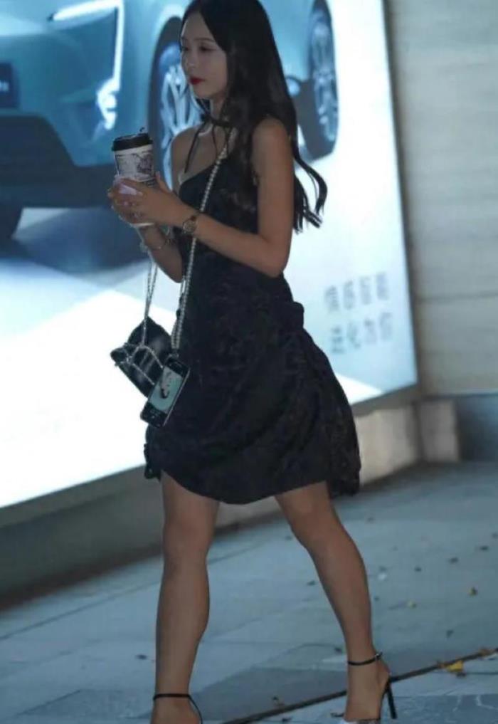 跟女生表白时，这样跟她说，成功率非常高，错不了