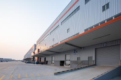 铁苏木借用中国上海国际快递运抵荷兰鹿特丹