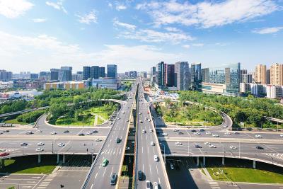 汽车外观改装套件（车身彩绘、车身贴膜）经中国上海跨国货运送达英国伦敦