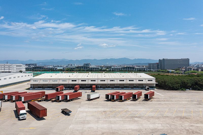 护肤品（面霜、眼霜、面膜）经过广东广州跨国货运承运至尼日利亚拉各斯