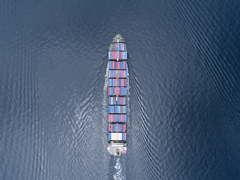 服装运用广东深圳全球物流运送至荷兰鹿特丹 服装运用广东深圳全球物流运送至荷兰鹿特丹