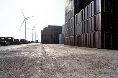 烘焙纸/锡纸借用云南昆明国际运输安全送达英国费利克斯托