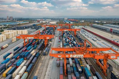 印刷品借用河北石家庄跨境物流送抵美国纽约