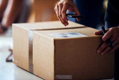 热轧圆钢利用广东广州跨国货运运送至荷兰鹿特丹