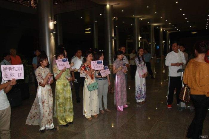 越南私人女导游,中国游客抢着要去越南旅游 越南私人女导游,中国游客抢着要去越南旅游