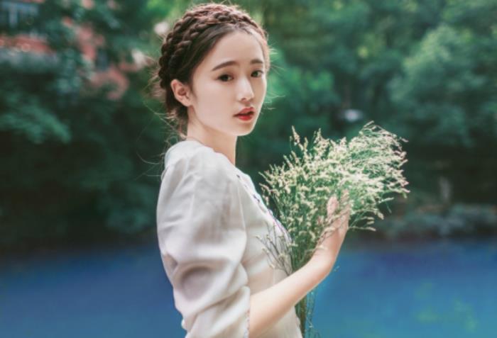 随着市场对商务模特的需求越来越发大，也增加我们对商务模特的认知程度