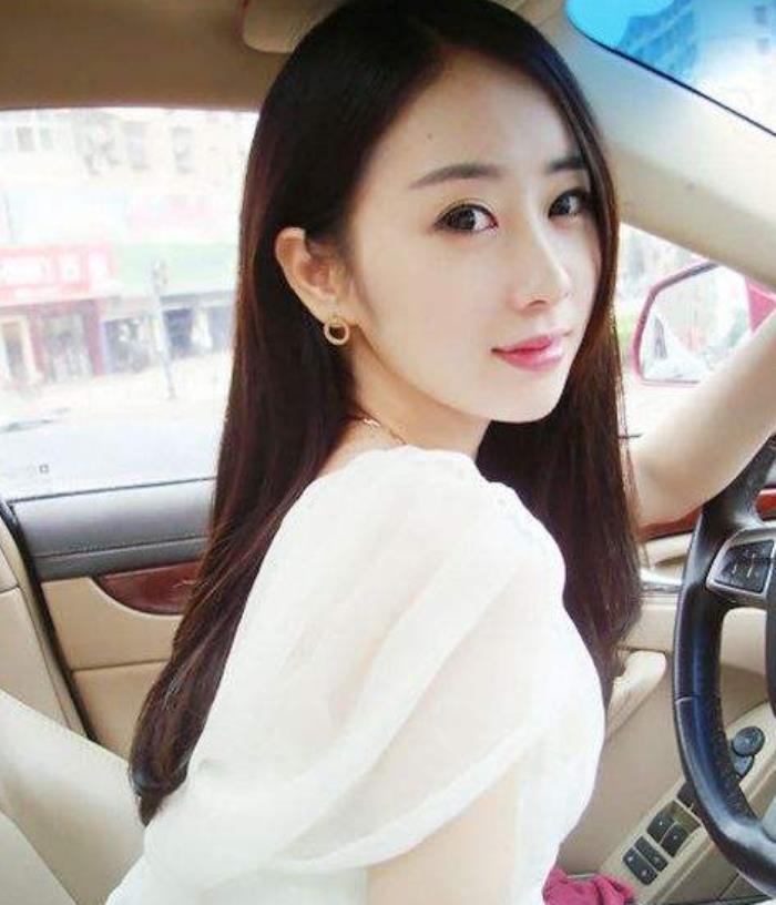 对于商务模特这一行业，很多人都想要了解未来的从业方向