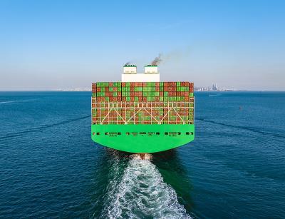 2024年全球集装箱运输量达到183,158,193 teu（同比增长6.2%）